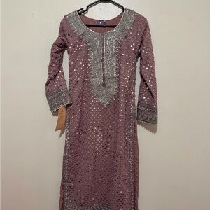 Chic Long Sleeve Dress in Mauve and Silver